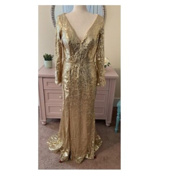 GOLD SEQUIN FORMAL GOWN WITH TRAIN - Picture 2 of 4